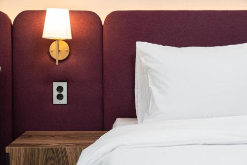 gunsan hound hotel