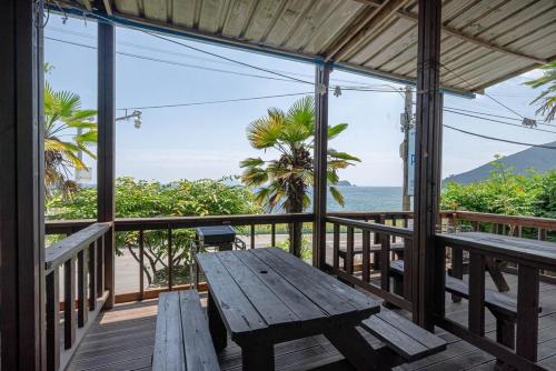 namhae padosori oceanview pension
