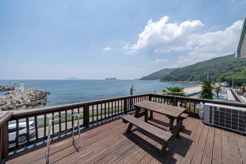 namhae padosori oceanview pension