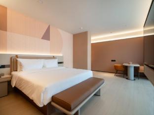 orange huizhou jiangbei echeng bridge hotel