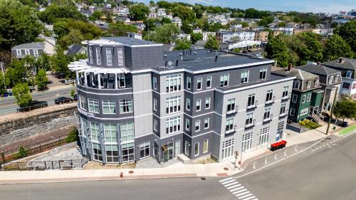 beacon suites hotel