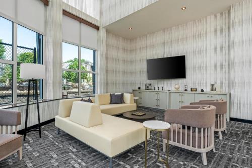 beacon suites hotel