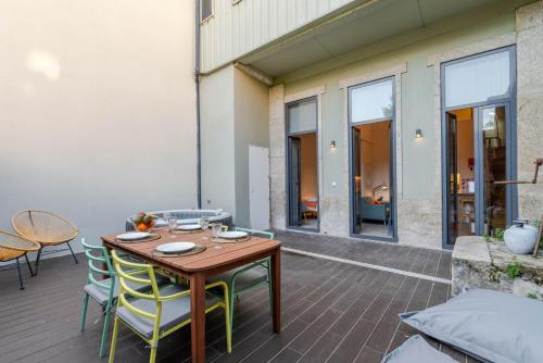 invictus escape jacuzzi and charm in the city