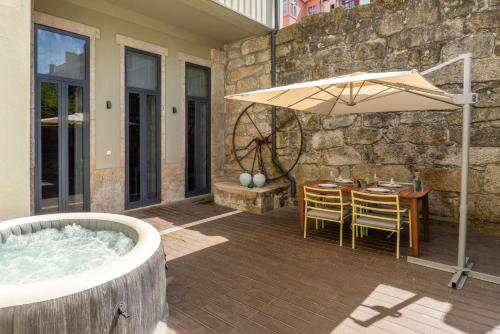 invictus escape jacuzzi and charm in the city