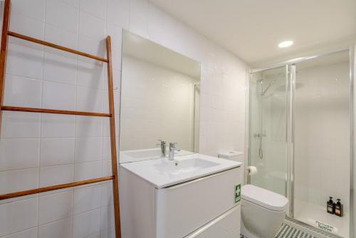 invictus escape jacuzzi and charm in the city