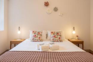 blue tile hideaway by portugal active