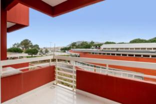 yellow breeze apartament