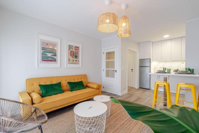 yellow breeze apartament
