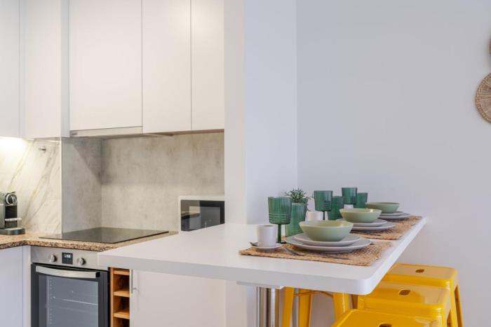 yellow breeze apartament