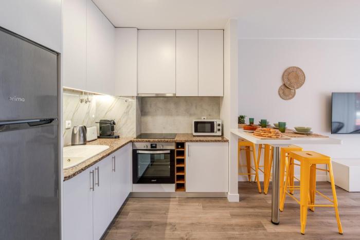 yellow breeze apartament