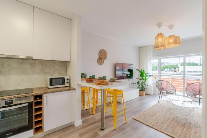 yellow breeze apartament