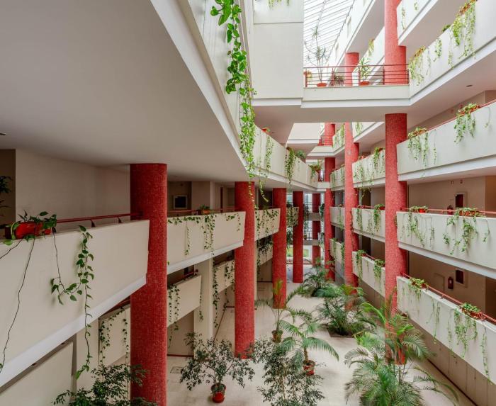 yellow breeze apartament