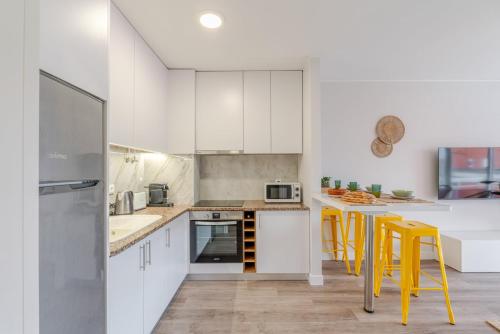 yellow breeze apartament