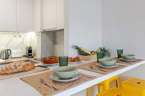 yellow breeze apartament