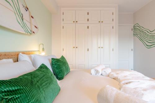 yellow breeze apartament