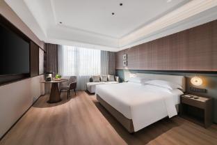 genpla hotel by shenzhen metro