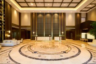 genpla hotel by shenzhen metro