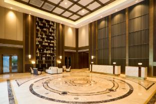 genpla hotel by shenzhen metro