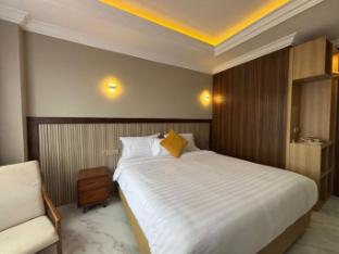 alesha hotel