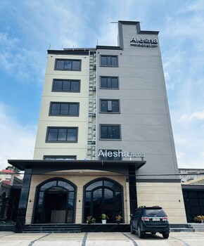 alesha hotel
