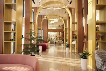 Afrosiyob Regency Hotel,,3 star