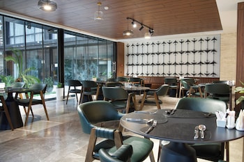 afrosiyob regency hotel