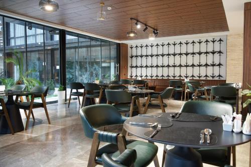 afrosiyob regency hotel