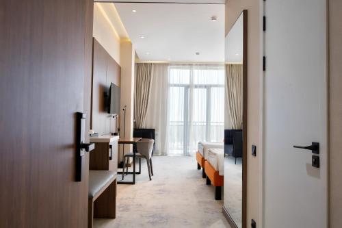 afrosiyob regency hotel