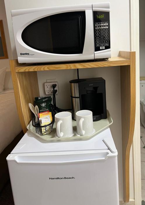 coast whitecourt hotel