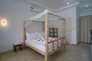 aroya boutique hotel