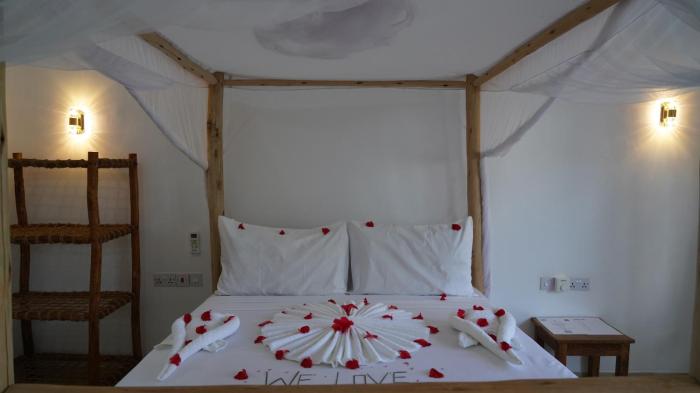 aroya boutique hotel