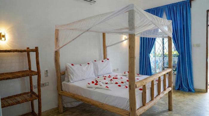 aroya boutique hotel