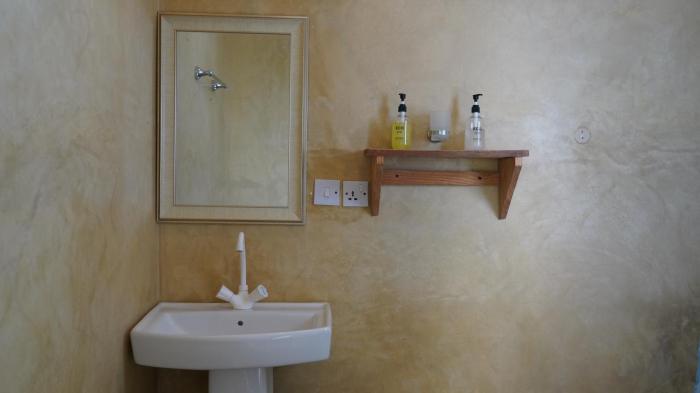aroya boutique hotel