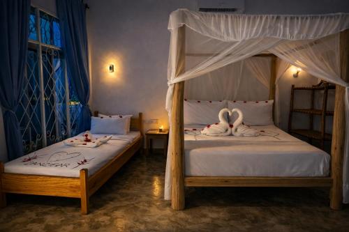 aroya boutique hotel