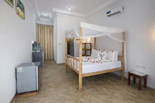 aroya boutique hotel