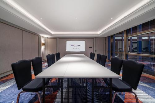 mercure guangzhou financial city