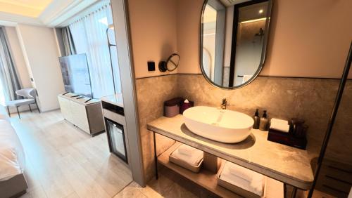 mercure guangzhou financial city