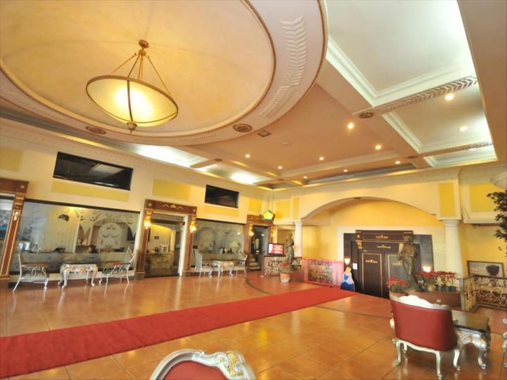 queen margarette hotel main