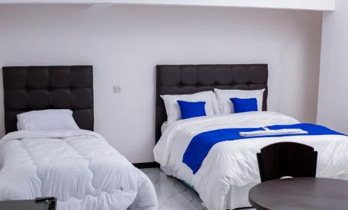 salama blue lodge