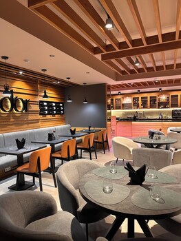 D'or Hotel,,3 star
