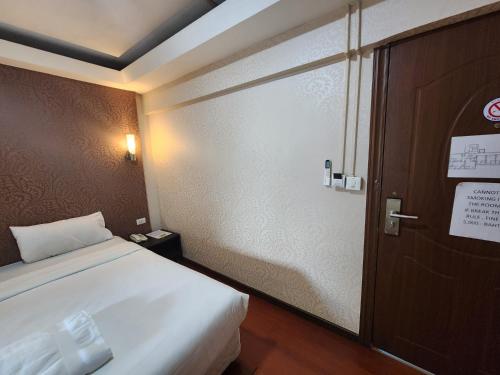 new vc hotel bangkok