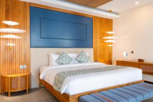 the sand suites and villas