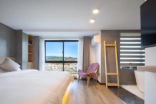 chengyu bandb loft view suite