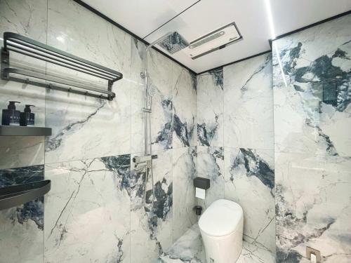 chengyu bandb loft view suite