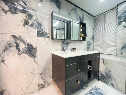 chengyu bandb loft view suite