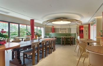 go hotel nakhon sawan