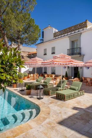 hotel casa trevino