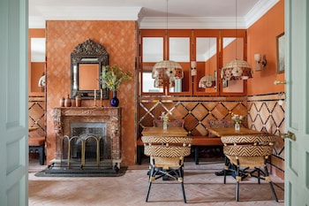 hotel casa trevino