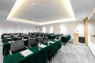 ibis xian baqiao tianwang hongqing subway station hotel
