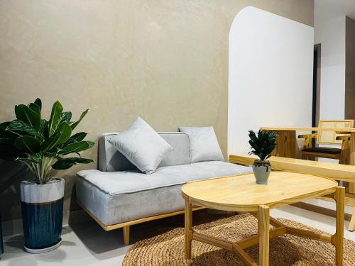 moon homestay apartment hue